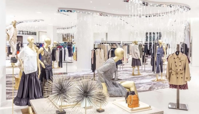 Fashion: The visual merchandising & connected tech